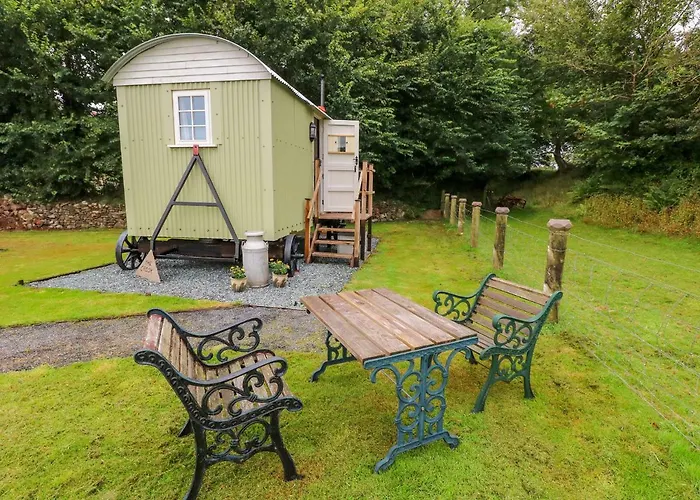 Shepherds Hut - The Crook