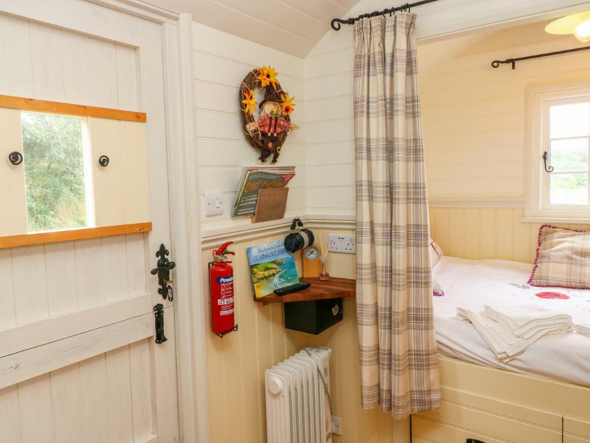 Holiday home Shepherds Hut - The Crook